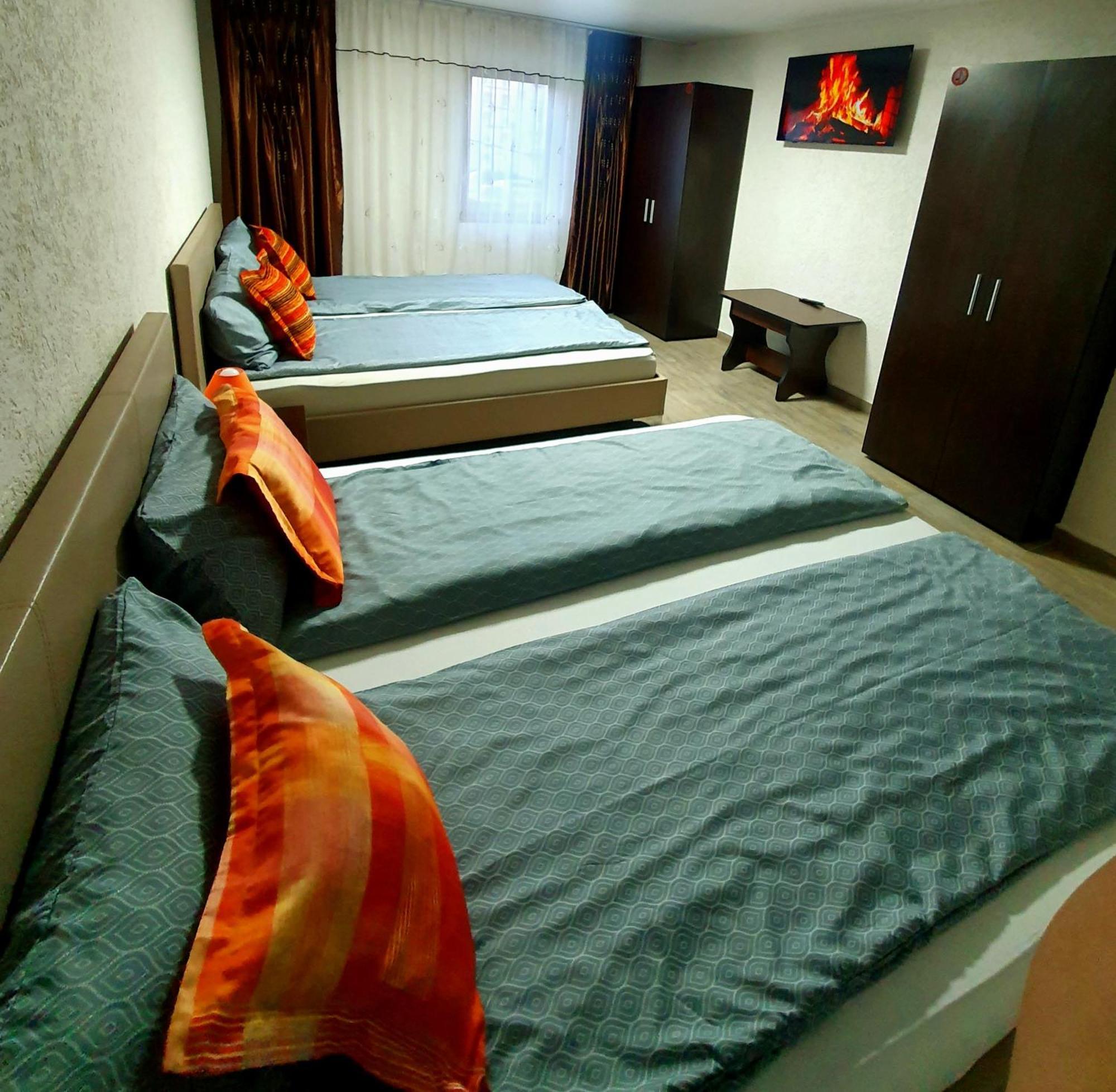 Apartament Lupeni Lupeni  Dış mekan fotoğraf